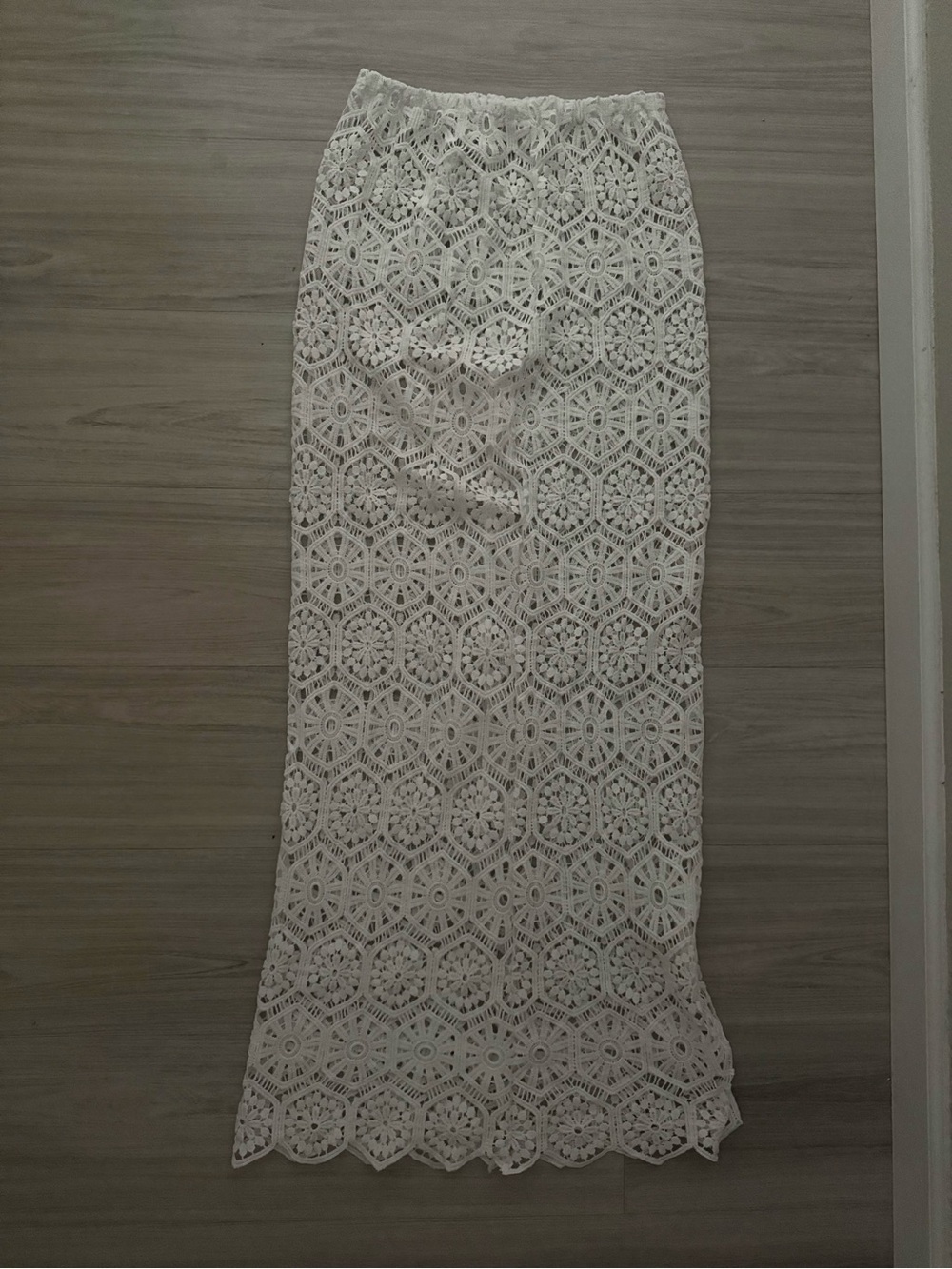 White Crochet Maxi Swim Cover Up Skirt Women’s Small